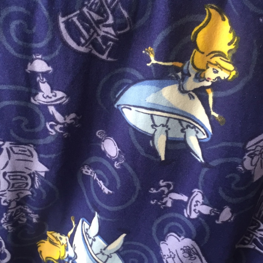 LLR Alice in Wanderland TC2 - New with tags